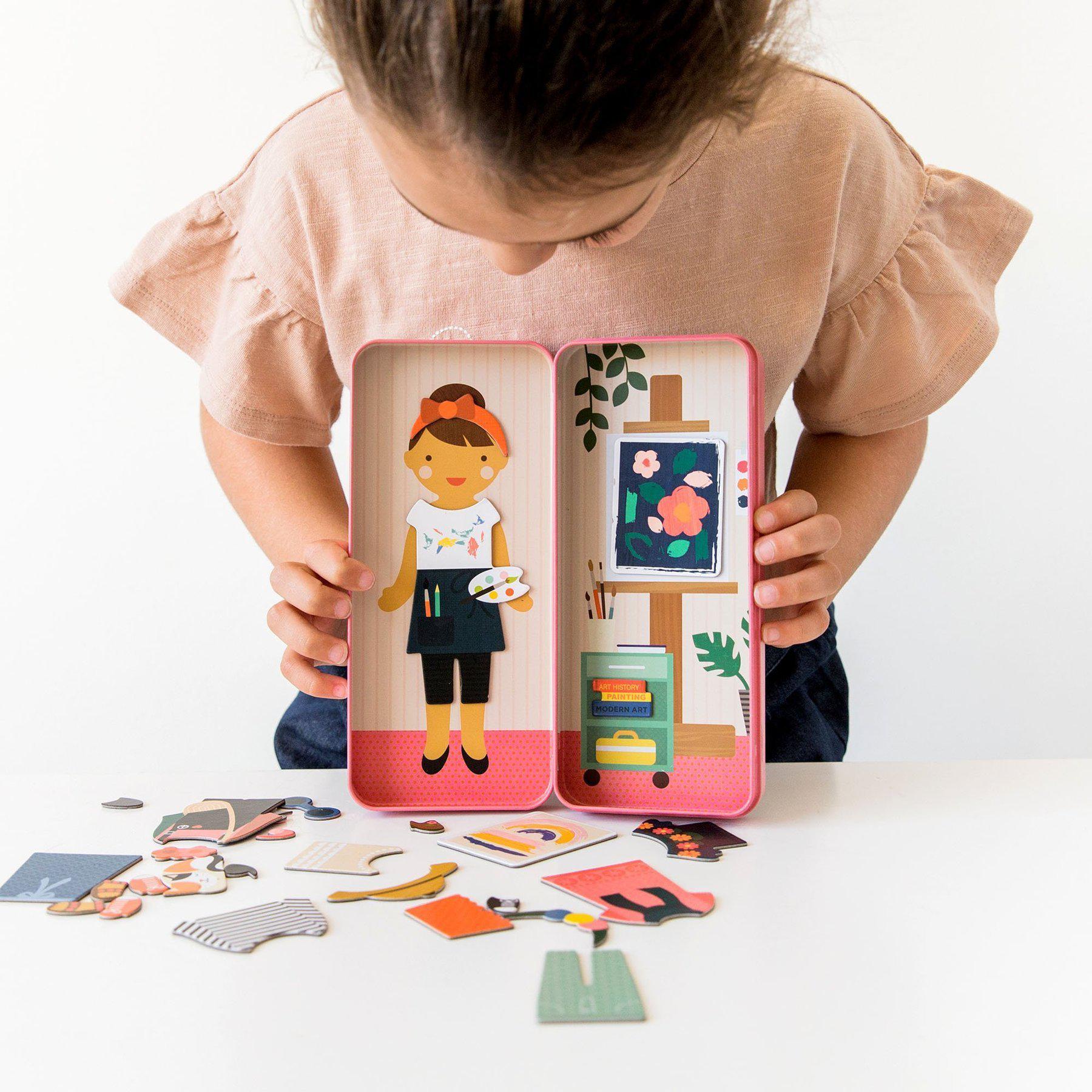 Shine Bright Travel Magnetic Dress Up Sets - At the Studio